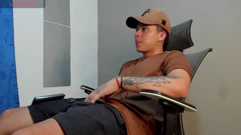 mattiwsmorris_ online show from 12.01.25