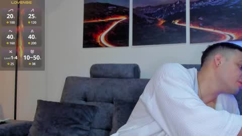 Snapshot of mattsaill_ chatting on 01.07.25 mattsaill_ online show from 01.07.25