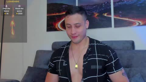 Snapshot of mattsaill_ chatting on 01.07.25 mattsaill_ online show from 01.07.25
