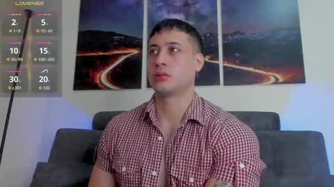 Snapshot of mattsaill_ chatting on 09.29.25 mattsaill_ online show from 09.29.25