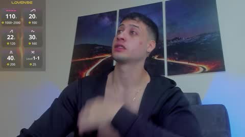 Snapshot of mattsaill_ chatting on 10.13.25 mattsaill_ online show from 10.13.25