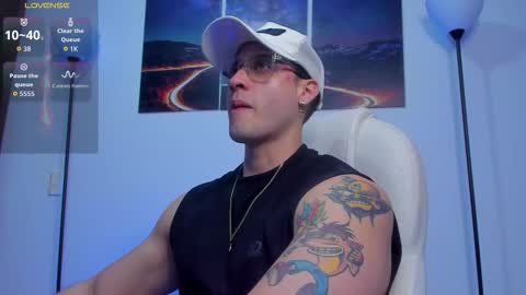 Snapshot of mattsaill_ chatting on 11.21.25 mattsaill_ online show from 11.21.25
