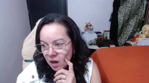 Sonia online show from 11.25.25