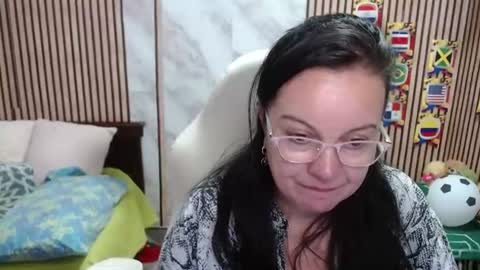 Snapshot of mature_wolf chatting on 06.21.26 Sonia online show from 06.21.26