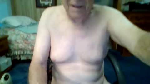 Snapshot of maturecouple1954 chatting on 04.25.26 SXECPL55 at G mail Dot Com online show from 04.25.26