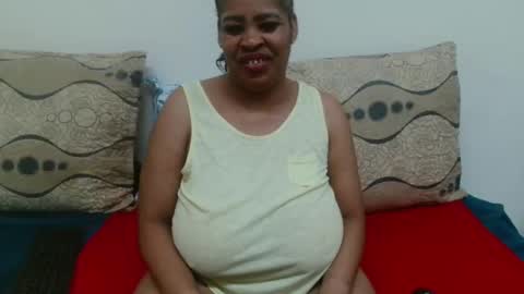 Snapshot of maturedbootyqueen chatting on 04.03.26 QUEEN online show from 04.03.26