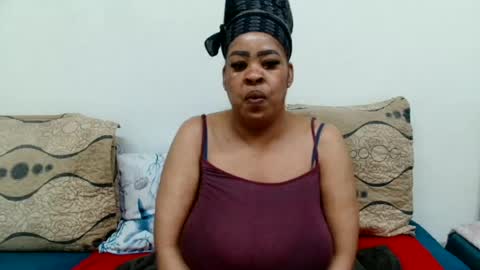 Snapshot of maturedbootyqueen chatting on 06.13.26 QUEEN online show from 06.13.26