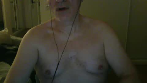 maturehotman online show from 12.15.24