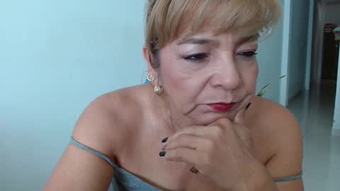 Cecilia online show from 02.06.25