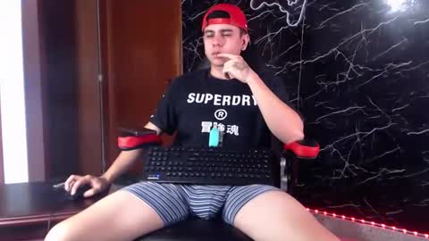 Snapshot of maty_hard chatting on 01.22.25 Matias online show from 01.22.25