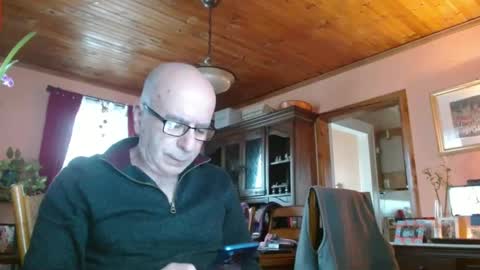 Maurice online show from 02.06.25