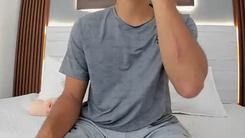 mauro_boy online show from 06.09.26