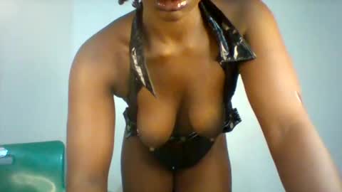 Maverlous pussy online show from 02.19.26