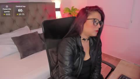 Snapshot of mavii_efe_ chatting on 05.02.26 mavii_efe_ online show from 05.02.26