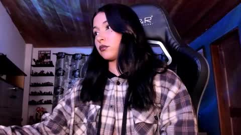 Hilary online show from 11.16.25