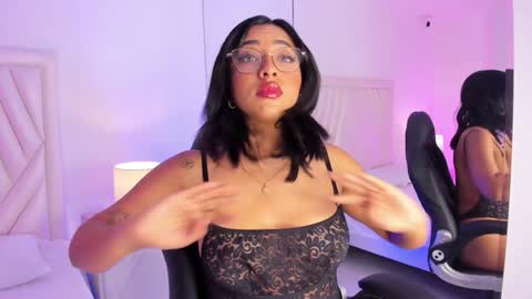 Snapshot of mavystar chatting on 01.14.25 Mavy online show from 01.14.25