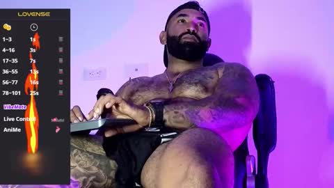 max__prada online show from 01.10.26