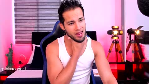 Max Conor online show from 03.07.25