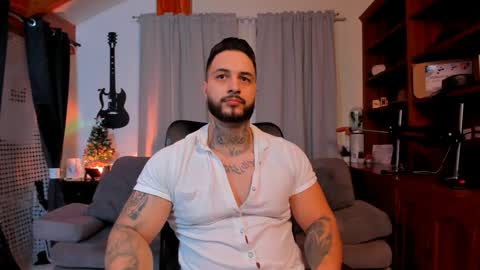 Snapshot of max_dic1 chatting on 12.20.24 max D. online show from 12.20.24