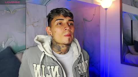 Max online show from 04.17.26