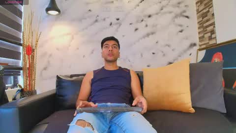 Max Hornye online show from 04.13.26