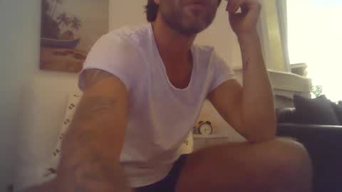 Snapshot of max_original chatting on 12.24.24 Future Max online show from 12.24.24