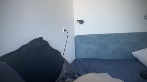    online show from 01.30.25