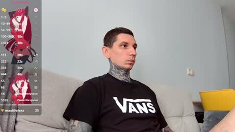 Snapshot of max_reaves chatting on 06.14.26 online show from 06.14.26