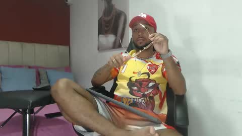 Snapshot of max_sexyhot26 chatting on 02.20.25 max_sexyhot26 online show from 02.20.25