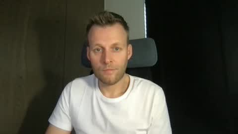 Max take off clothes online show from 02.17.26