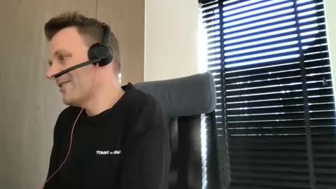 Max take off clothes online show from 03.05.26