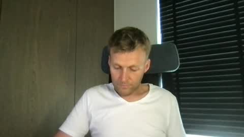 Max take off clothes online show from 06.19.26