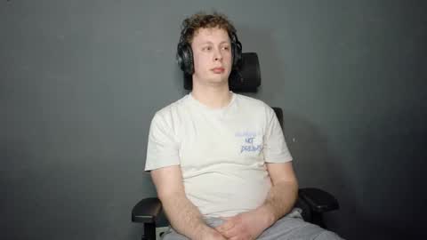 maxboner94 online show from 02.26.26