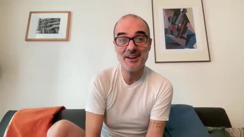 Max Mikado online show from 02.12.26