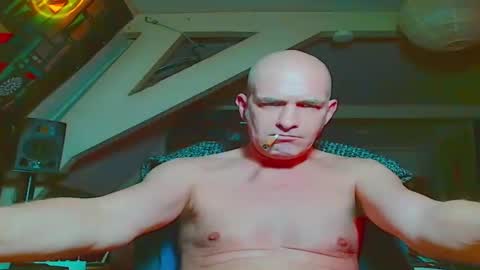 Snapshot of maxhardcore77 chatting on 11.27.25 maxhardcore77 online show from 11.27.25