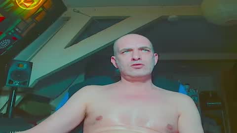 Snapshot of maxhardcore77 chatting on 03.24.26 maxhardcore77 online show from 03.24.26