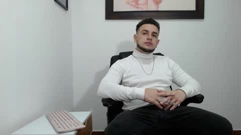 Maxi 600pm to 1201am col time online show from 10.12.25