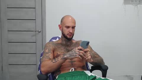 Maximus Fox online show from 10.10.25