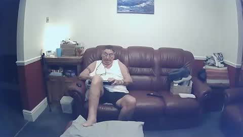 MAX online show from 12.25.24