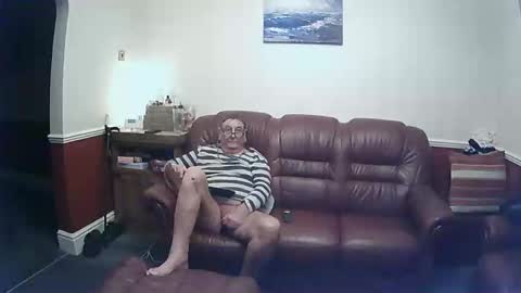 MAX online show from 01.12.25