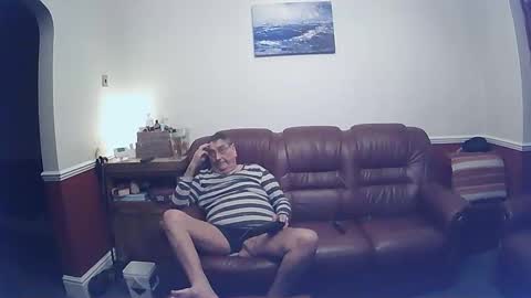 MAX online show from 02.15.25