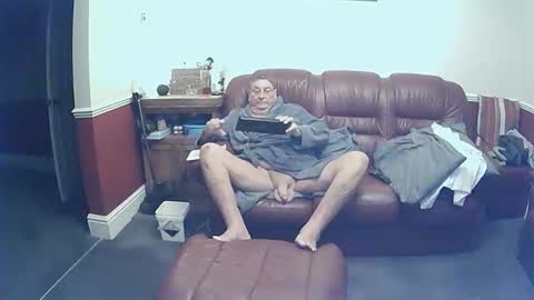 MAX online show from 10.02.25