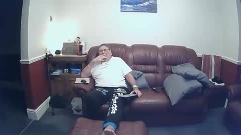 MAX online show from 10.21.25