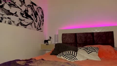 Max online show from 02.04.25