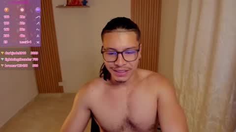 Snapshot of maxifit_ chatting on 01.27.25 Mikael online show from 01.27.25