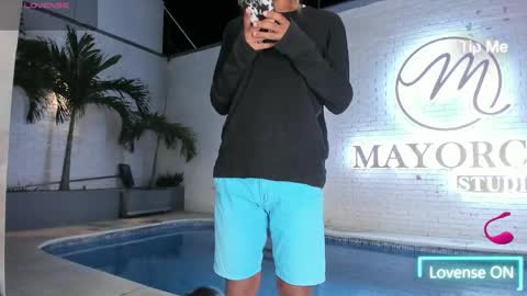 maxim online show from 10.10.25