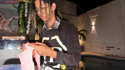 maxim online show from 12.19.25