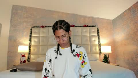 maxim online show from 01.06.26