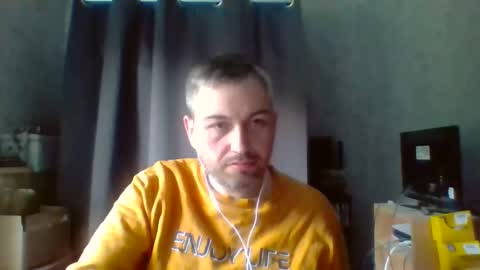 Snapshot of maximefrxx chatting on 05.11.26 Maxime online show from 05.11.26