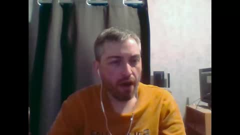 Snapshot of maximefrxx chatting on 05.16.26 Maxime online show from 05.16.26